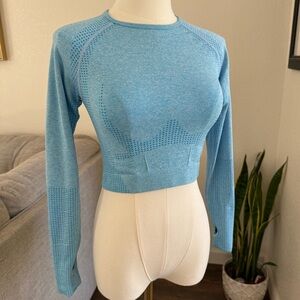 Blue Work Out Top M Long Sleeve Thumb Holes Athletic Wear Crop Form Fitting